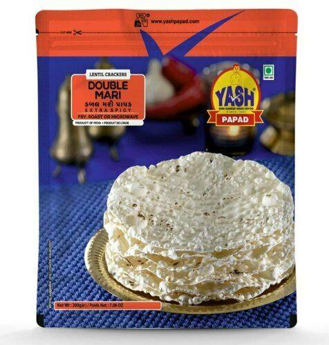 Yash Double Mari Papad (Extra Black Pepper Lentil Disc) | 200g - Fiery Extra-Spicy Crunchy Crisps, Ideal Gujarati Farsan Starter for Indian Celebrations | South Africa | India Bazaar