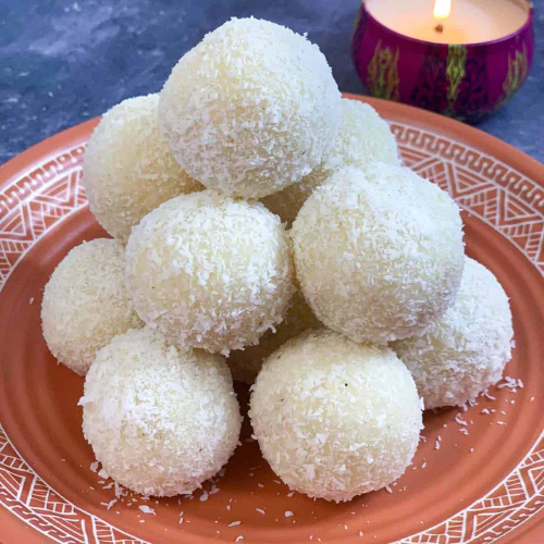 Navratri Special Coconut Ladoos (Coconut Sweetmeat Balls)