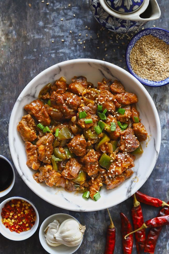 Shan Spicy Chilli Stir-Fry Sauce Mix | Chinese Beef or Chicken Chilli 50g | Garlic, Soy & Chilli Flavour | Bold & Savoury Cooking Sauce | South Africa | India Bazaar